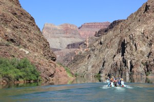 Exploring Grand Canyon by Raft
